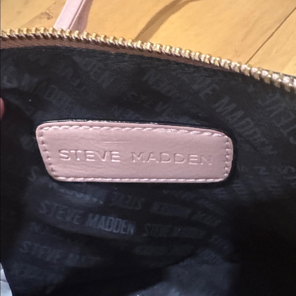 Steve Madden pink mini crossbody purse - Picture 4 of 5